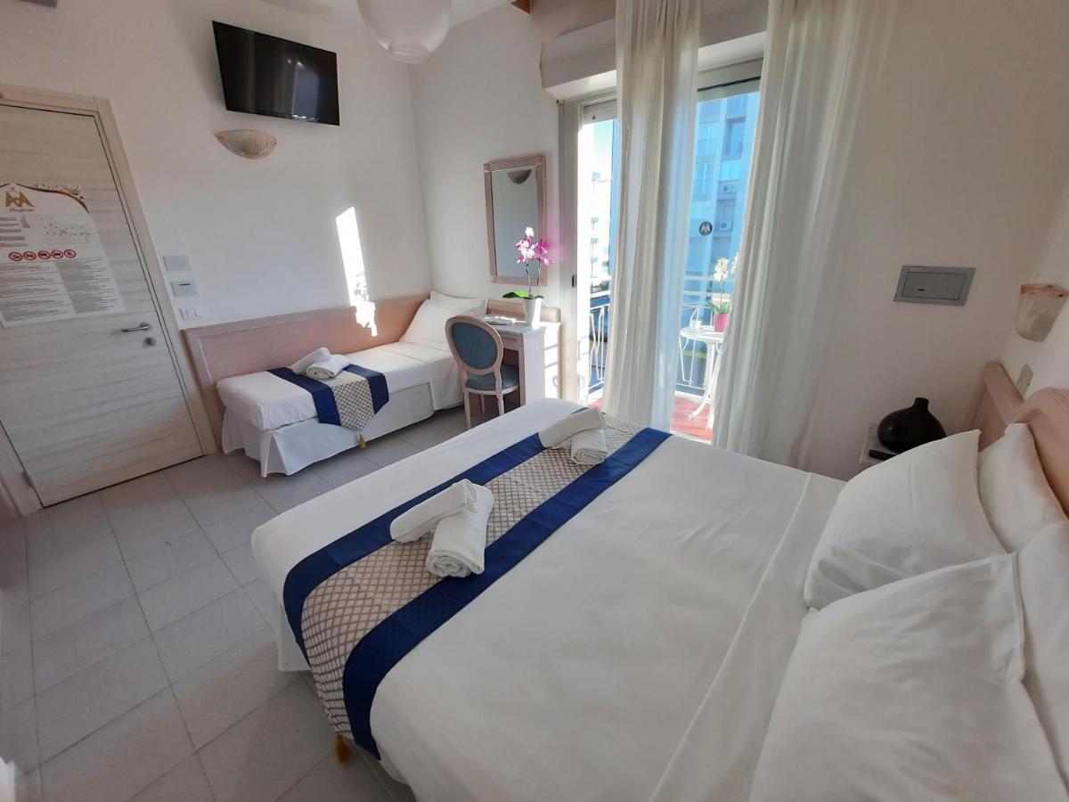 Hotel Margherita ليدو دي يسولو المظهر الخارجي الصورة
