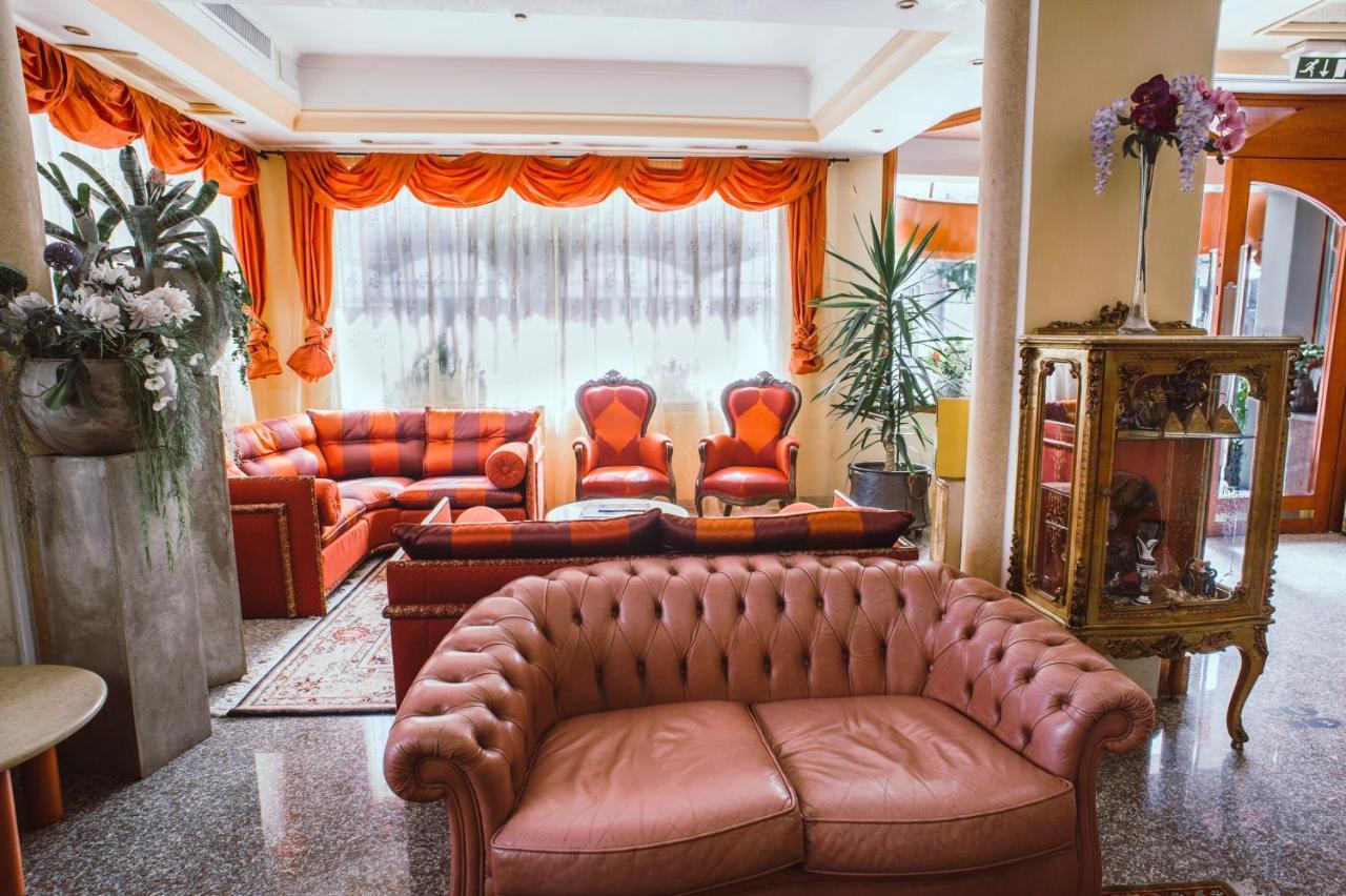 Hotel Margherita ليدو دي يسولو المظهر الخارجي الصورة