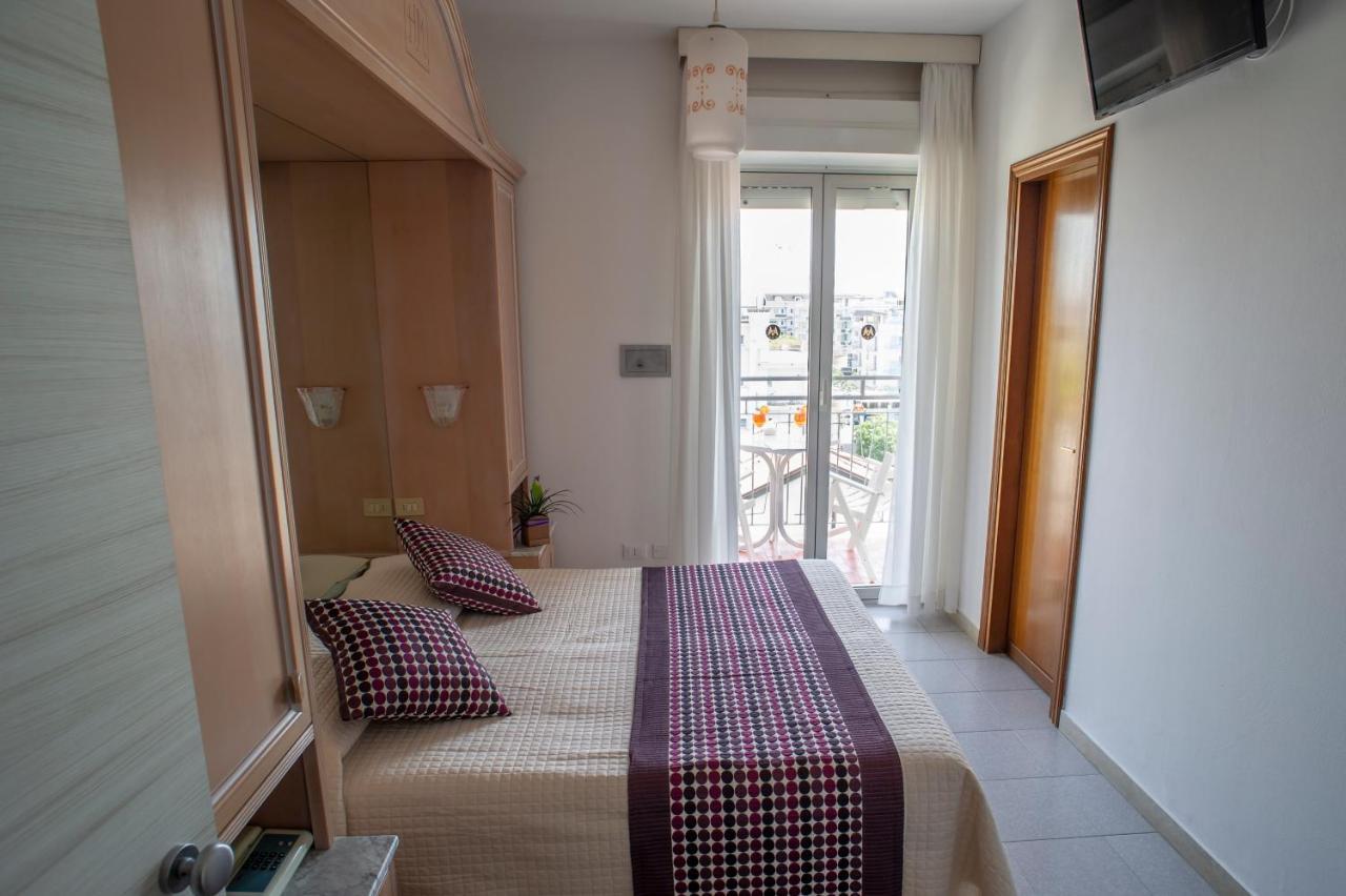 Hotel Margherita ليدو دي يسولو المظهر الخارجي الصورة