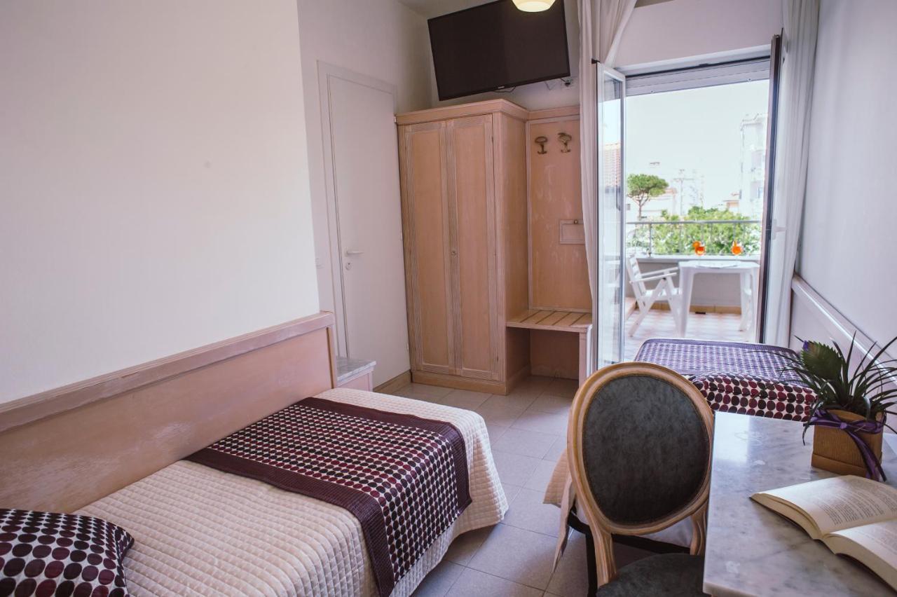 Hotel Margherita ليدو دي يسولو المظهر الخارجي الصورة