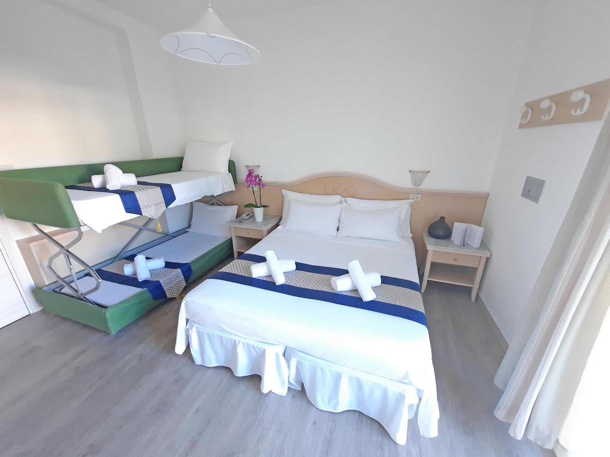 Hotel Margherita ليدو دي يسولو المظهر الخارجي الصورة