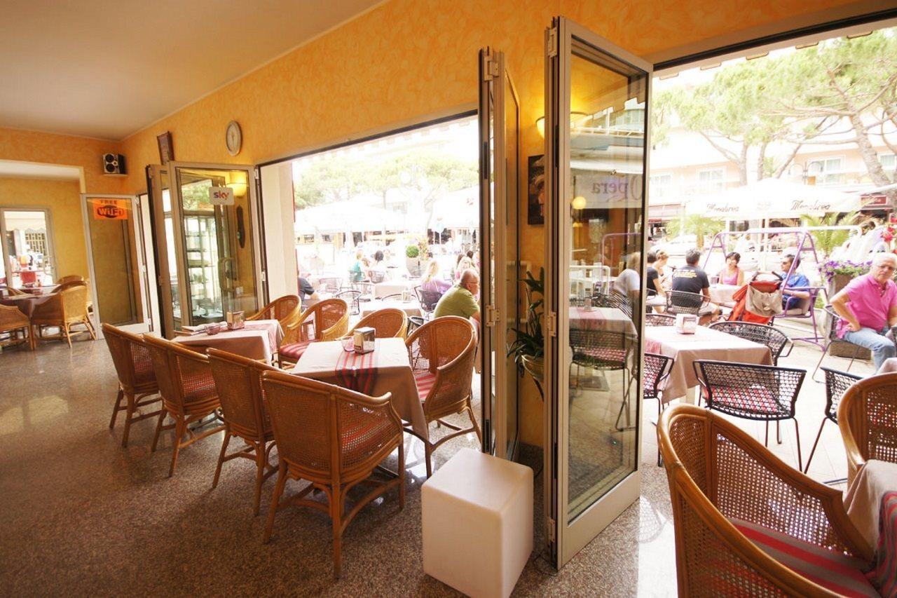Hotel Margherita ليدو دي يسولو المظهر الخارجي الصورة