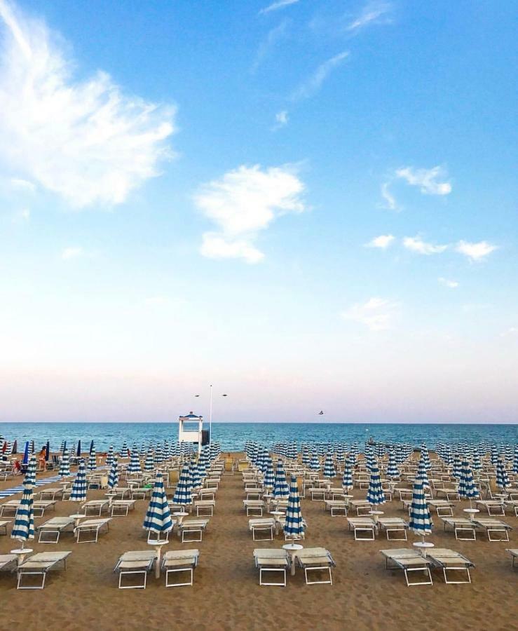 Hotel Margherita ليدو دي يسولو المظهر الخارجي الصورة